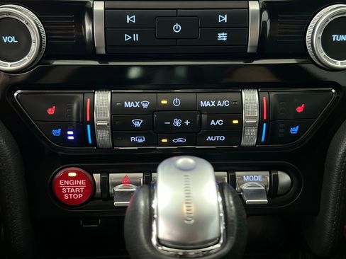 Used 2020 Ford Mustang Premium RWD image 11
