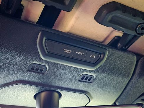 Certified 2023 Jeep Wrangler Sport S image 28