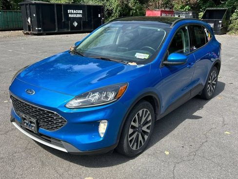Used 2020 Ford Escape SEL AWD/4WD image 2