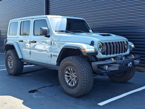 Used 2024 Jeep Wrangler Unlimited Rubicon 392 AWD/4WD image 9