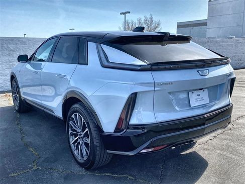 Certified 2026 Cadillac Lyriq Premium Sport image 32