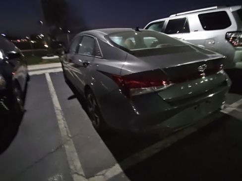 Certified 2023 Hyundai Elantra SEL w/ Convenience Package image 6