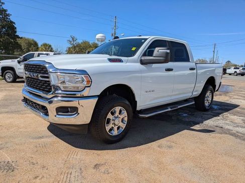 Used 2024 RAM 2500 Big Horn image 8