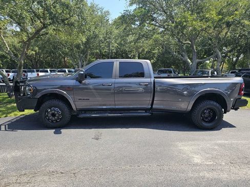 Used 2024 RAM 3500 Limited w/ Night Edition AWD/4WD image 7