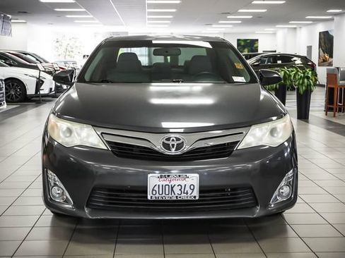 Used 2012 Toyota Camry XLE FWD image 4