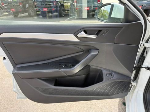 Used 2025 Volkswagen Jetta S FWD image 15