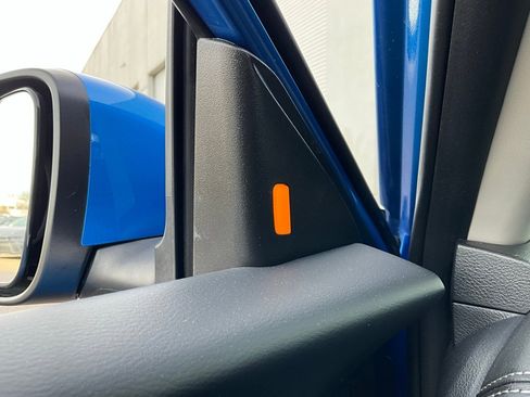 Used 2025 Nissan Sentra SV image 19