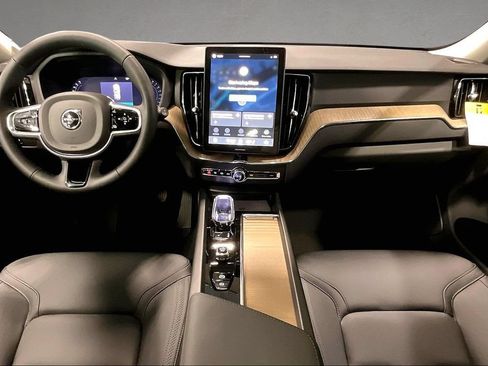 New 2026 Volvo XC60 B5 Plus w/ Protection Package Premier AWD/4WD image 5