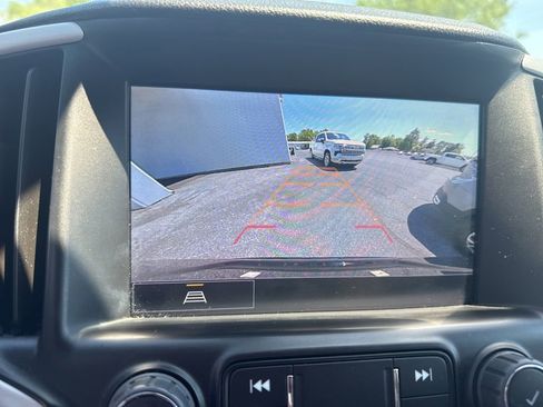 Used 2022 GMC Terrain SLT FWD image 25