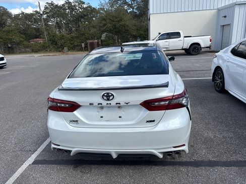 Used 2022 Toyota Camry XSE image 7