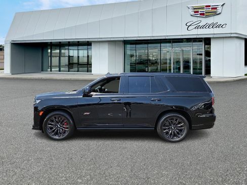 Used 2024 Cadillac Escalade V w/ LPO, ONYX Package AWD/4WD image 2