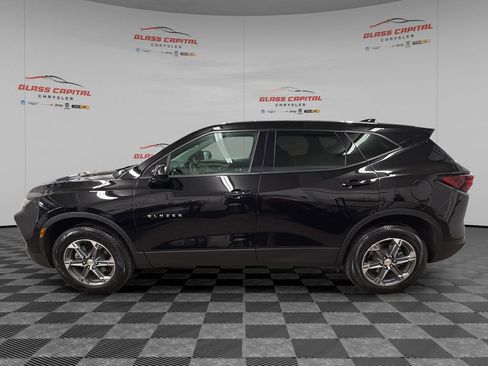 Used 2025 Chevrolet Blazer LT AWD/4WD image 4