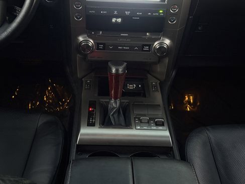 Used 2014 Lexus GX 460 image 23