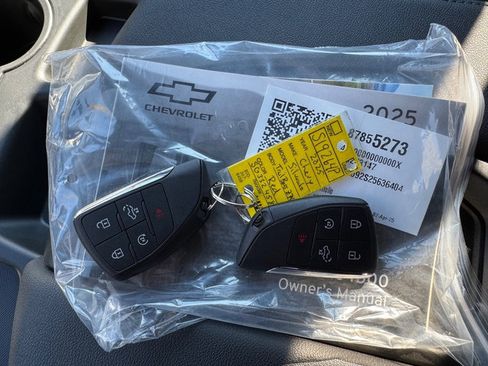 Used 2025 Chevrolet Silverado 1500 Custom Trail Boss w/ Turbomax Blackout Package image 24