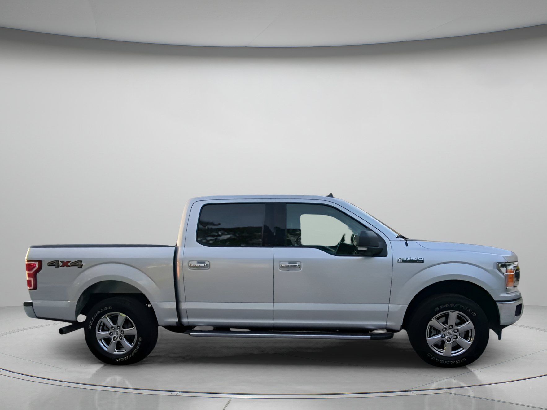 Used 2019 Ford F150 XLT w/ Equipment Group 302A Luxury AWD/4WD image 33