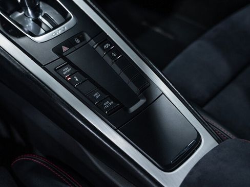 Used 2018 Porsche 911 GT3 RWD image 49