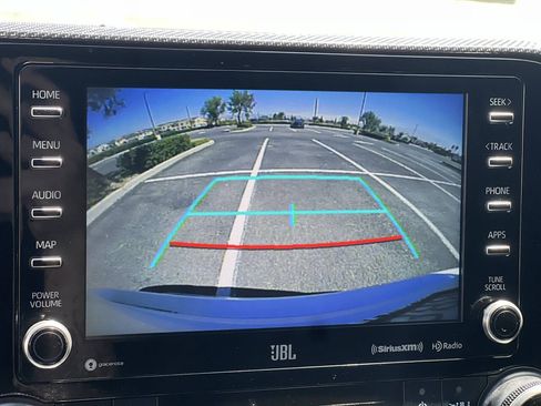 Used 2021 Toyota Highlander XSE FWD image 23