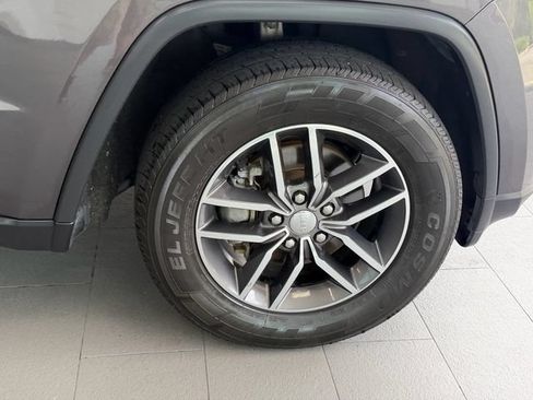 Used 2018 Jeep Grand Cherokee Limited RWD image 20