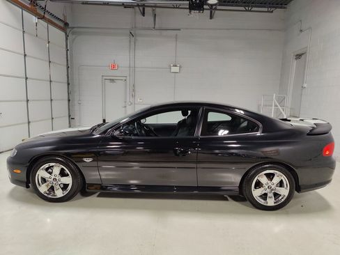 Used 2004 Pontiac GTO image 16