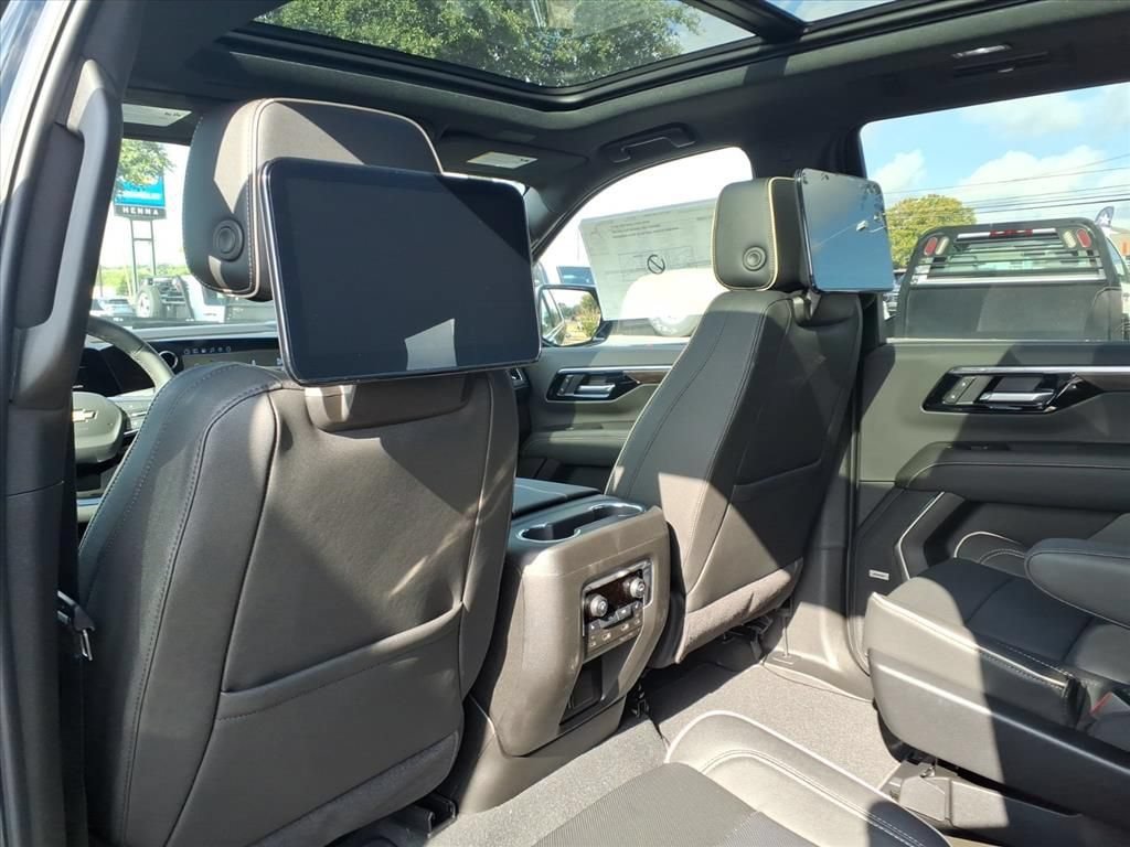 New 2026 Chevrolet Tahoe Premier AWD/4WD image 19