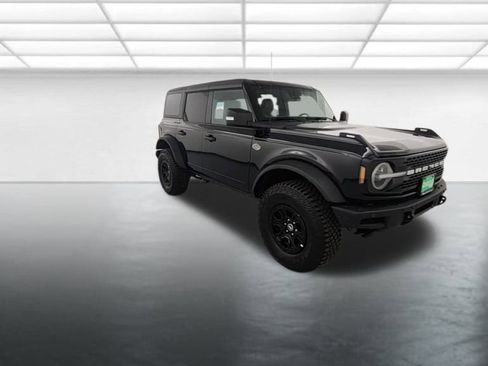 New 2024 Ford Bronco Wildtrak image 3