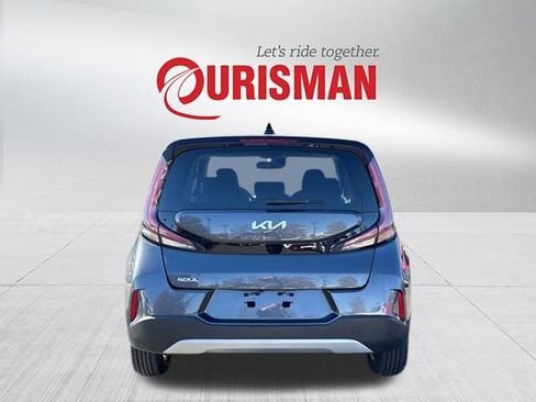 Certified 2023 Kia Soul LX w/ LX Technology Package image 3