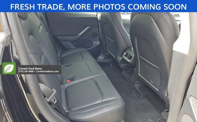 Used 2022 Tesla Model Y Performance AWD/4WD image 16