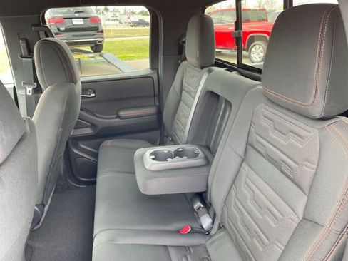 Used 2025 Nissan Frontier PRO-4X w/ Pro Convenience Package image 13