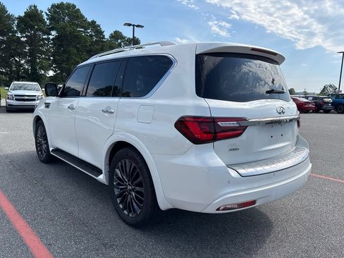 Used 2023 INFINITI QX80 Premium Select w/ Cargo Package AWD/4WD image 7