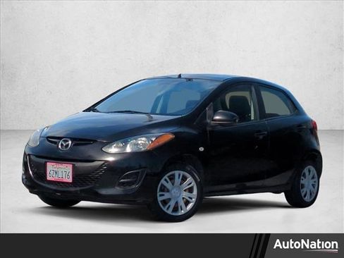 Used 2013 MAZDA MAZDA2 Sport image 1