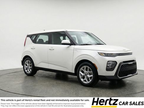 Used 2025 Kia Soul LX w/ LX Technology Package image 1