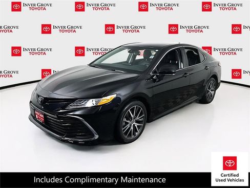 Certified 2024 Toyota Camry XLE image 1