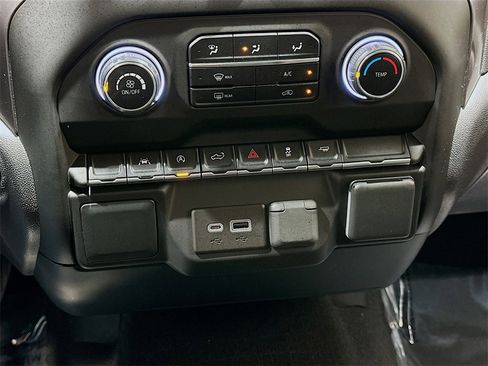 Used 2023 Chevrolet Silverado 1500 Custom image 15