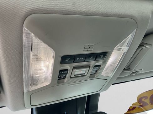 Used 2023 Toyota RAV4 XLE Premium AWD/4WD image 18