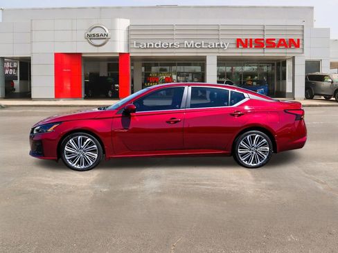 New 2026 Nissan Altima 2.5 SV w/ SV Premium Package image 6