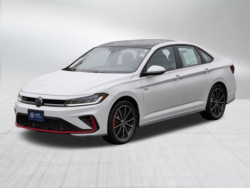 Certified 2025 Volkswagen Jetta GLI Autobahn image 3