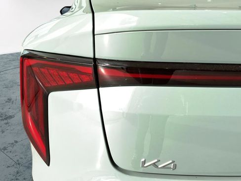 New 2026 Kia K4 FWD image 38