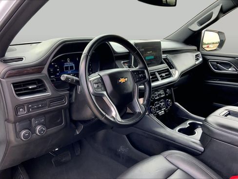 Used 2024 Chevrolet Tahoe LT RWD image 17