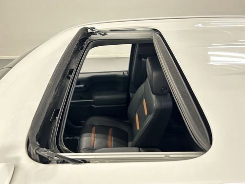 Used 2021 GMC Sierra 1500 AT4 w/ AT4 Premium Package image 19