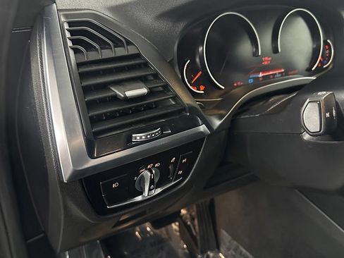 Used 2018 BMW X3 xDrive30i AWD/4WD image 14