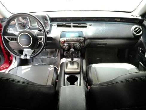 Used 2010 Chevrolet Camaro SS w/ RS Package RWD image 3