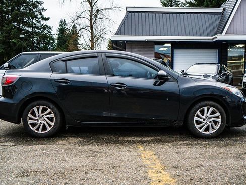Used 2012 MAZDA MAZDA3 i Grand Touring w/ Tech Pkg image 10