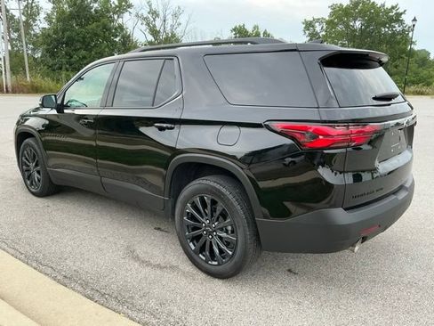 Used 2023 Chevrolet Traverse RS AWD/4WD image 4