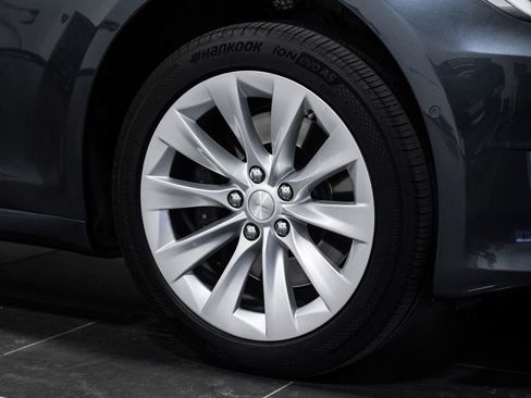 Used 2018 Tesla Model S 75D image 62