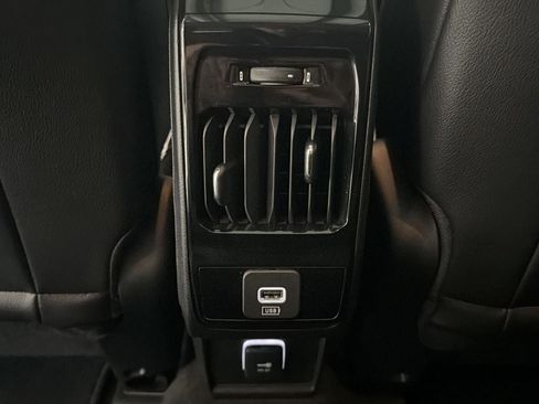 Used 2022 Jeep Compass Limited w/ Sun and Sound Group image 27