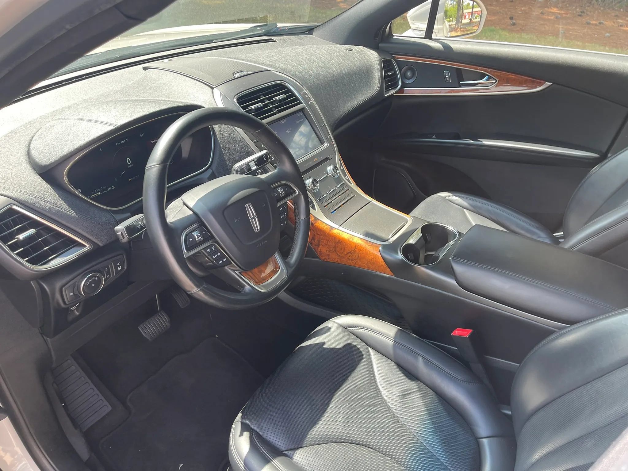 Used 2020 Lincoln Nautilus Reserve AWD/4WD image 11