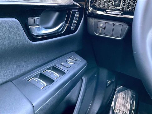 Used 2025 Honda CR-V EX-L image 33
