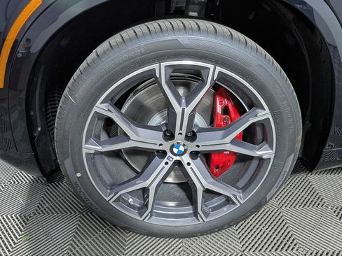 New 2026 BMW X5 xDrive50e w/ M Sport Package AWD/4WD image 8