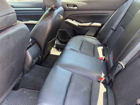 Used 2025 Nissan Altima 2.5 SR FWD image 25
