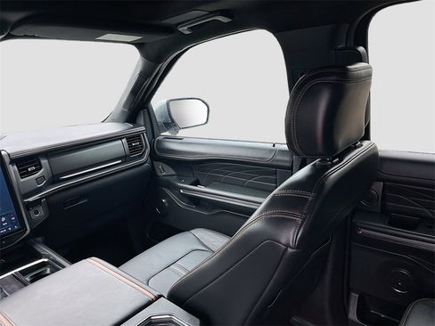 Used 2023 Ford Expedition Max Platinum image 25